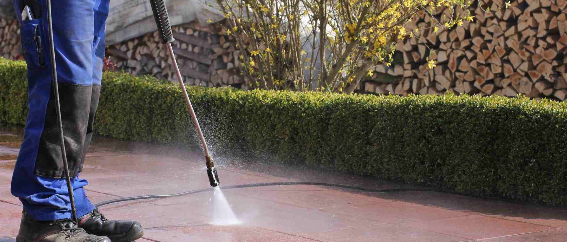 garden maintenance N9